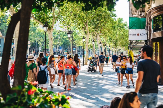 Not only do they tend to be lighter, but they’re often (believe it or not) more versatile. Transportation In Barcelona Getting To And From The Airport And Around The City Travel Pockets