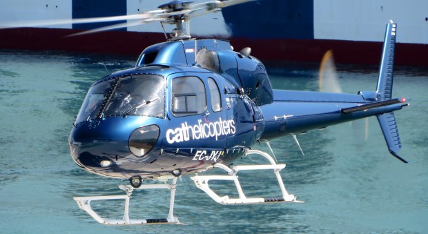 These tours include both short and long journeys that you can work into vacations to incredible destinations in the usa. Cathelicopters Helicopter Tour Visit From The Sky Barcelona