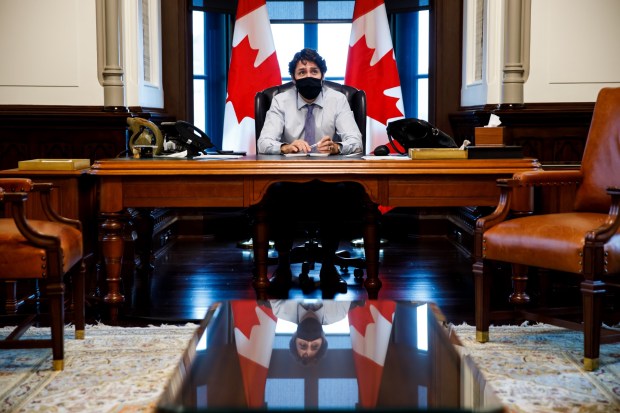 Yurtlarda kalma süreleri boyunca oluşacak olan konaklama, yemek vb. Prime Minister Justin Trudeau A Photographic Year In Review By Adam Scotti Medium